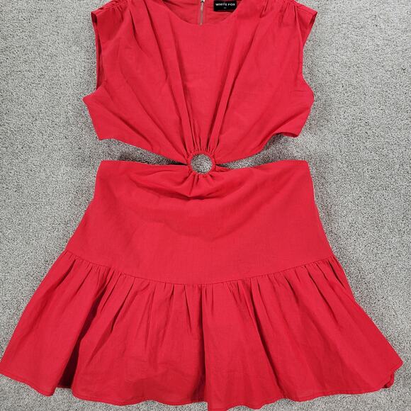 White Fox Cutout Ring Dress Womens L Red Sleeveless Mini Fit & Flare Ruffle Hem - Picture 10 of 16
